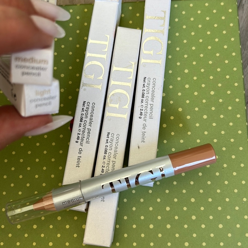 New TIGI concealer pencil